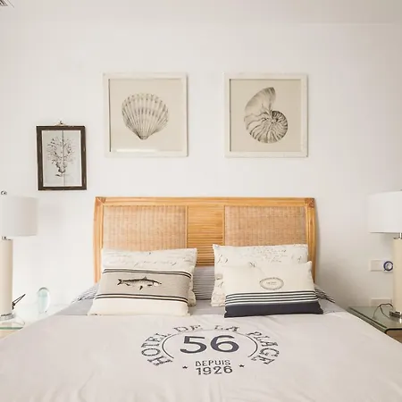 Modern Sea Front Sunny Apartment Alicante